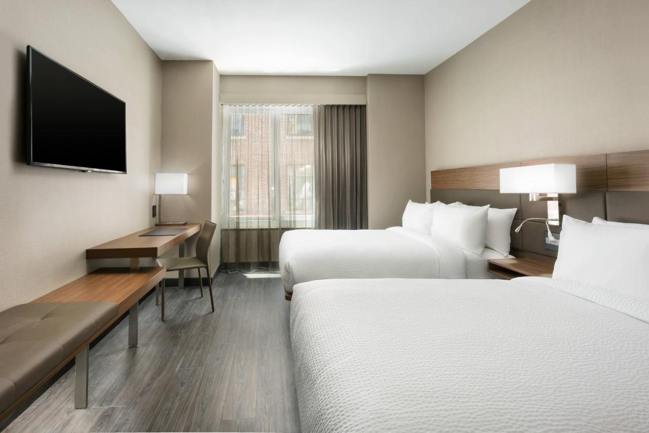 Ac Hotel By Marriott New York Times Square Bagian luar foto