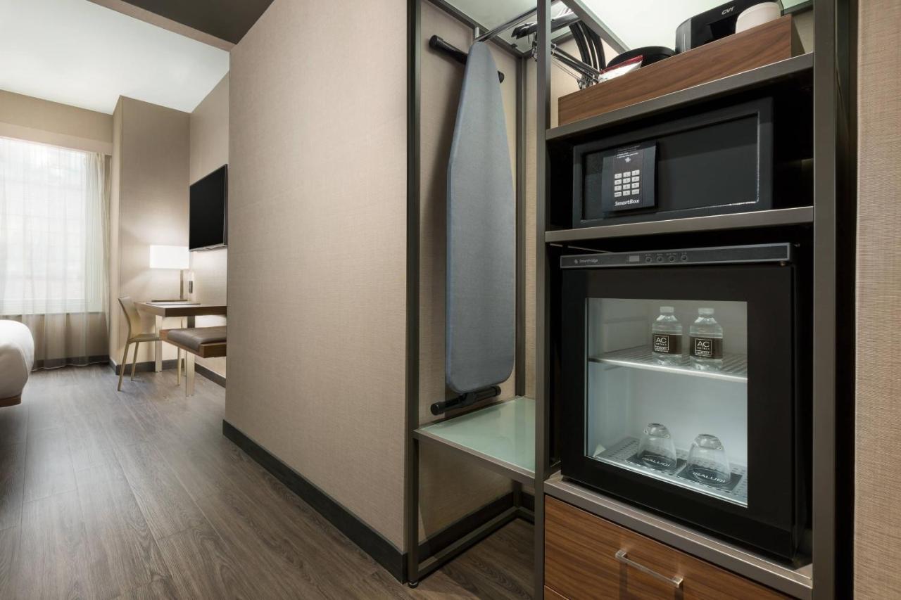Ac Hotel By Marriott New York Times Square Bagian luar foto