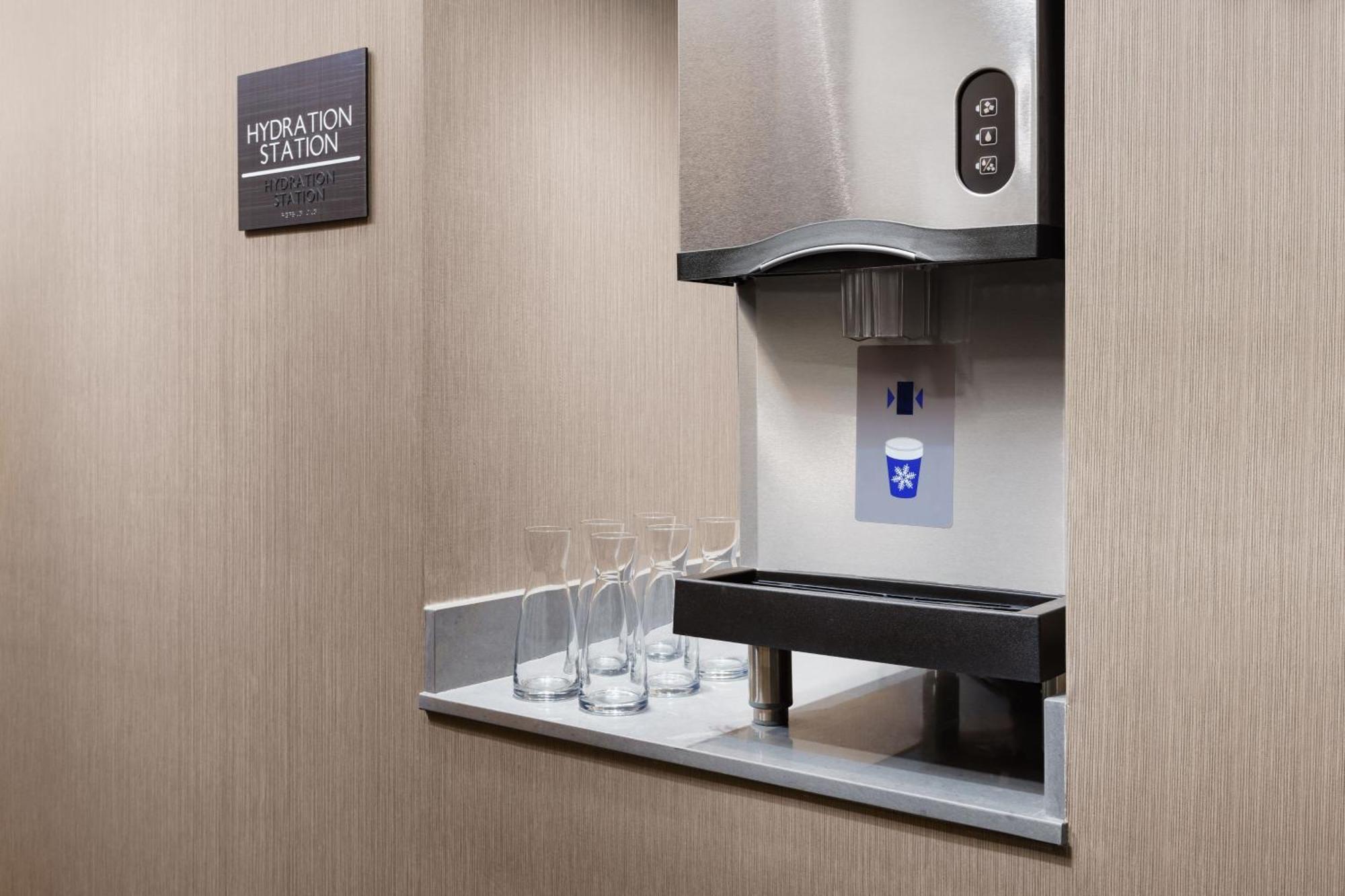 Ac Hotel By Marriott New York Times Square Bagian luar foto